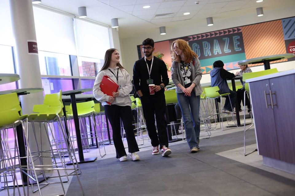 Image of students in Bistro